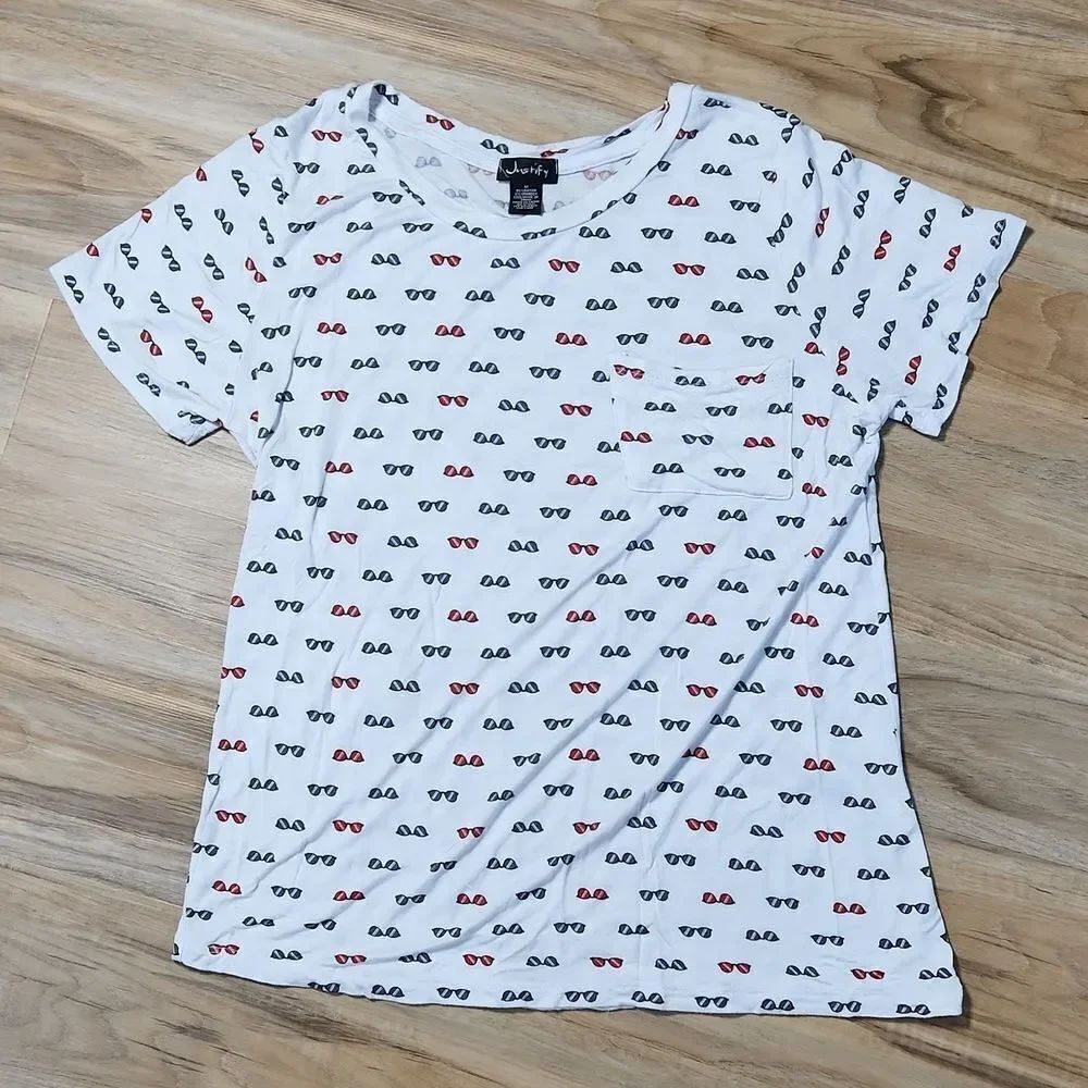 🔹️Justify White Sunglasses Print Short Sleeve Top Medium